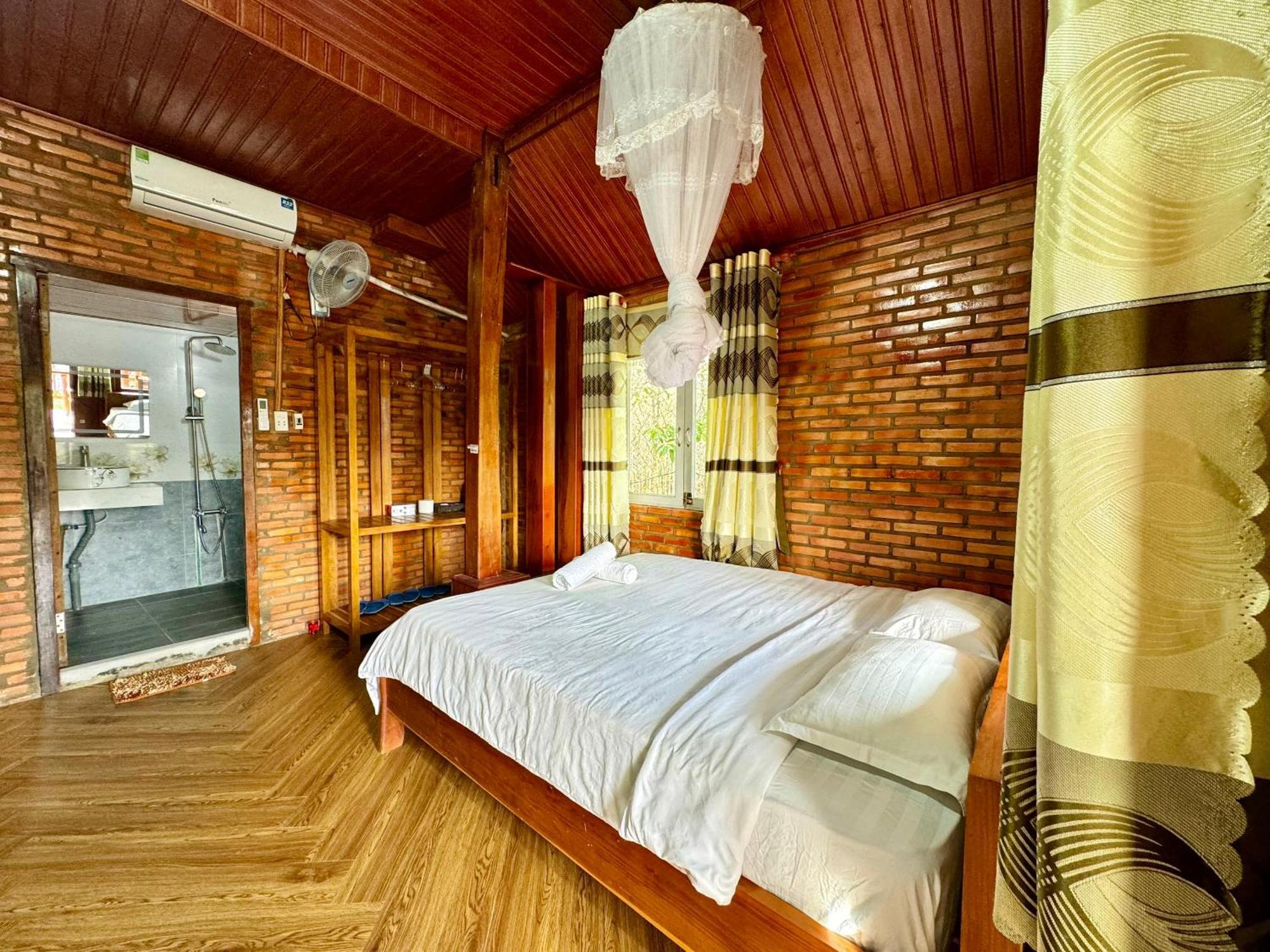 Lava Rock Viet Nam Lodge Anhfly Resort Nam Cat Tien Exteriör bild