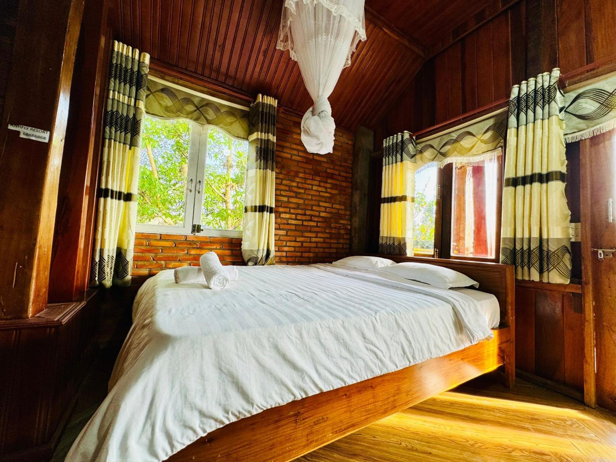 Lava Rock Viet Nam Lodge Anhfly Resort Nam Cat Tien Exteriör bild