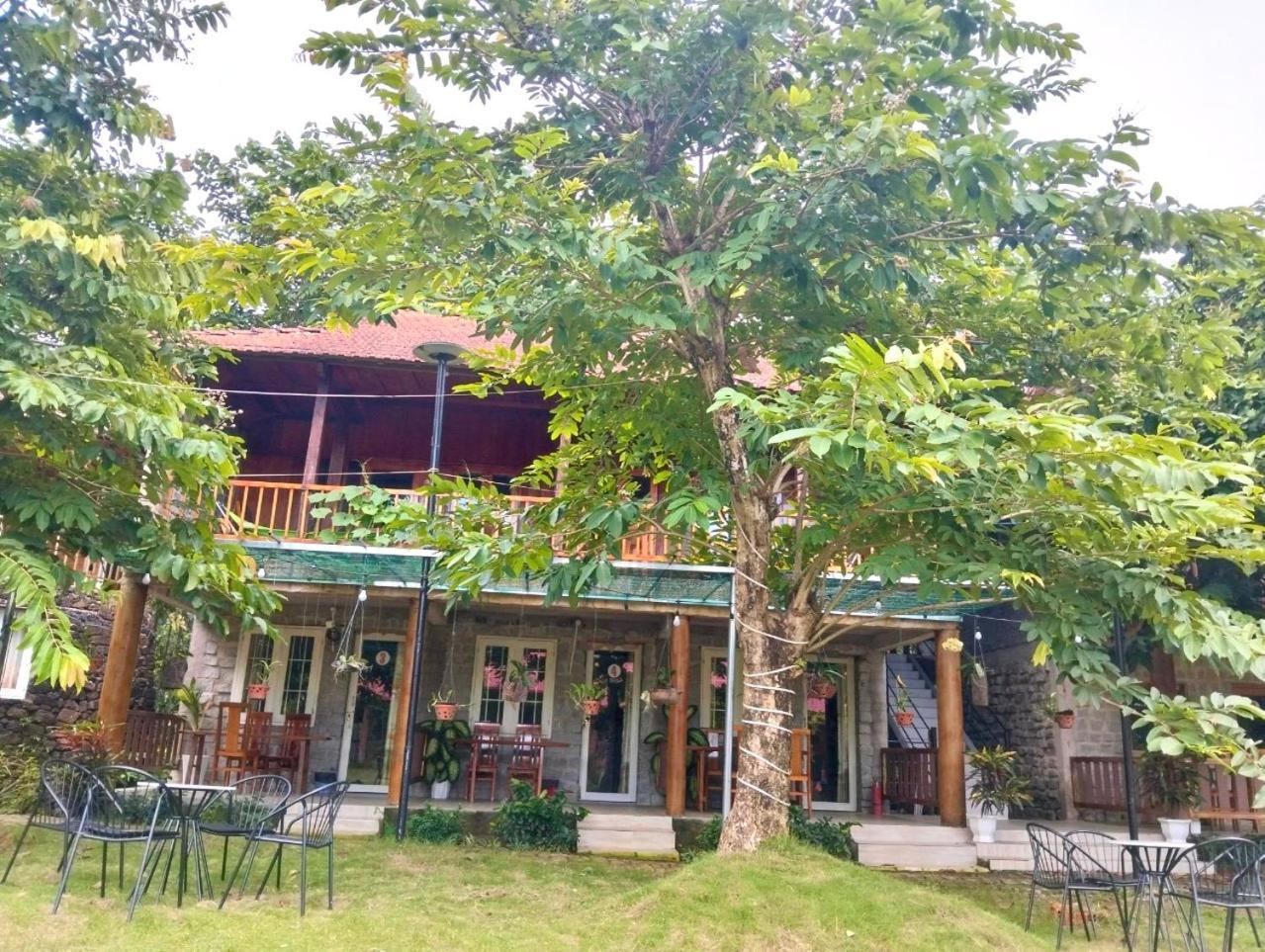 Lava Rock Viet Nam Lodge Anhfly Resort Nam Cat Tien Exteriör bild