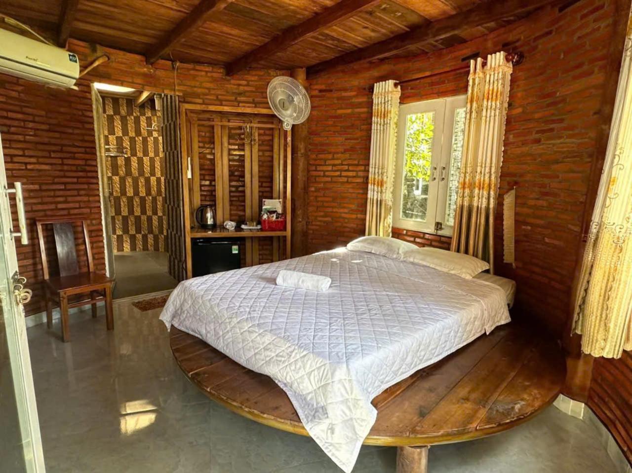 Lava Rock Viet Nam Lodge Anhfly Resort Nam Cat Tien Exteriör bild