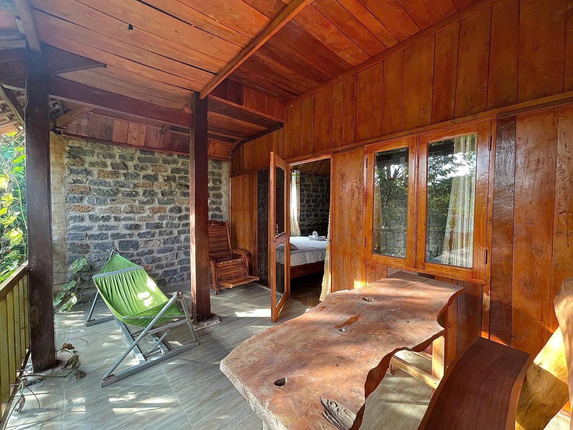 Lava Rock Viet Nam Lodge Anhfly Resort Nam Cat Tien Exteriör bild